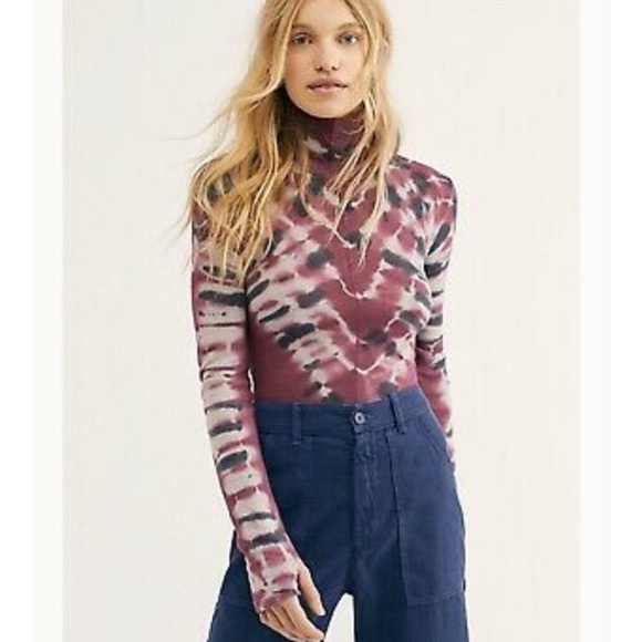 Free People psychedelic turtleneck top NWT - Picture 5 of 8